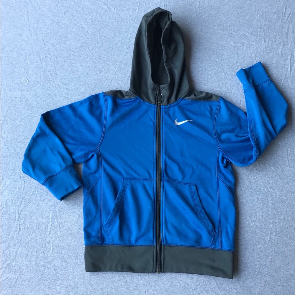 Child’s Nike zipper hoodie jacket - Picture 2 of 6